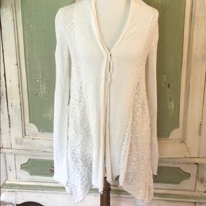 Free People cream color sweater XS